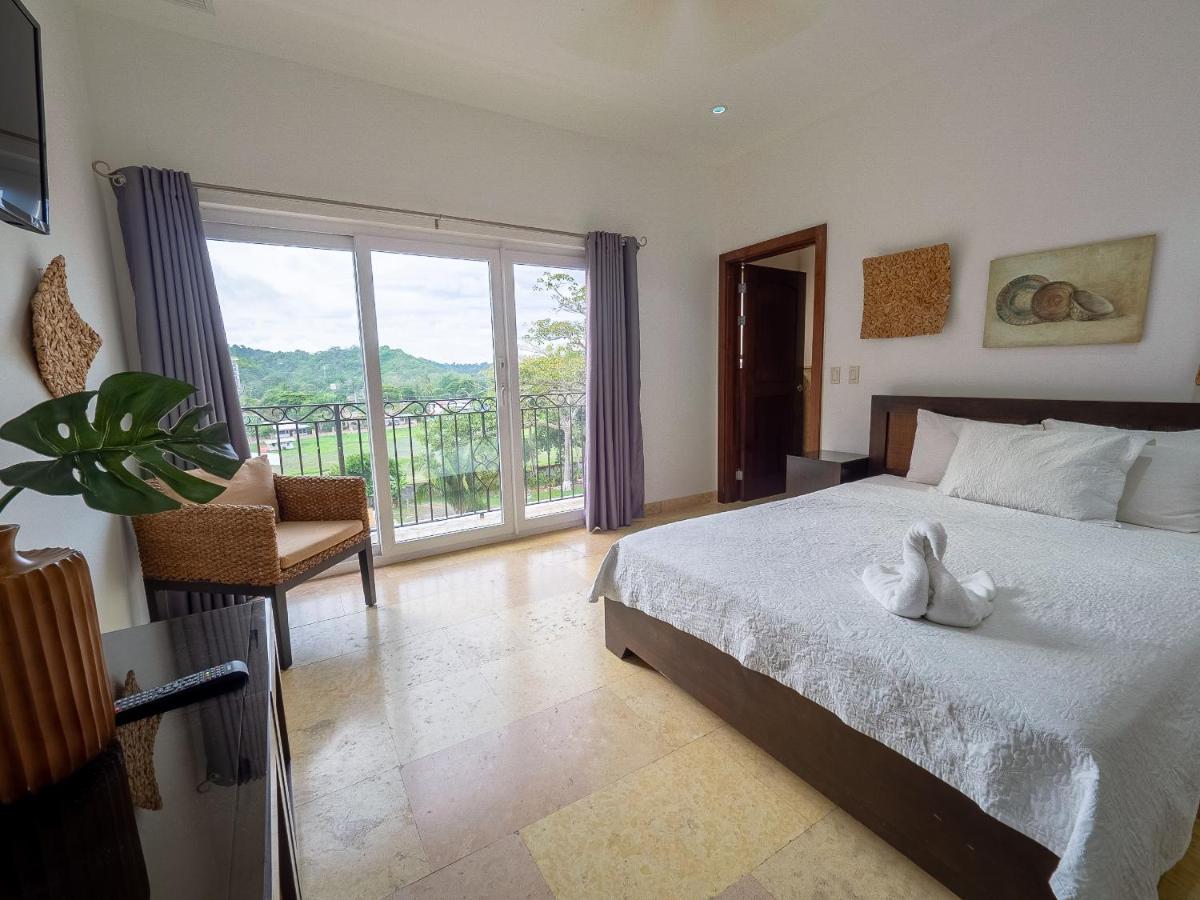 Ocean Terrace, Beachfront- A505 Хако Экстерьер фото