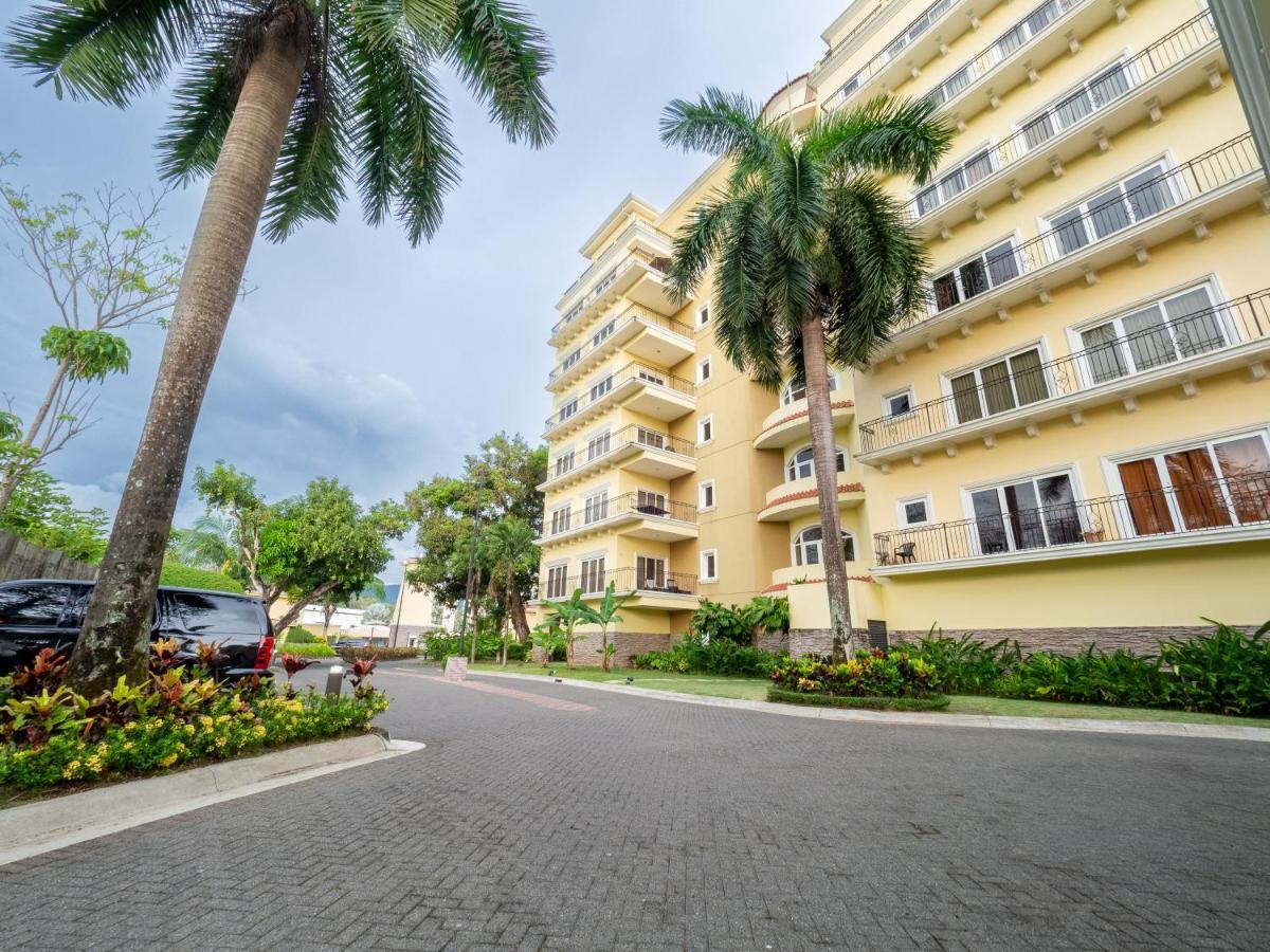 Ocean Terrace, Beachfront- A505 Хако Экстерьер фото